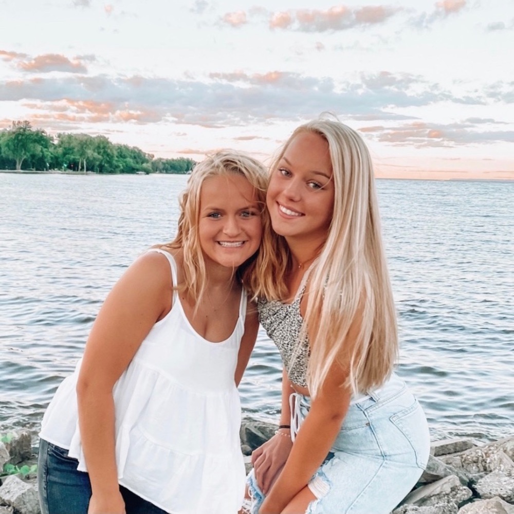 Meet your Posher, Emma